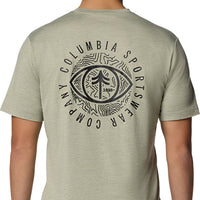COLUMBIA Kwick Hike™ Back Graphic เสื้อยืดผู้ชาย