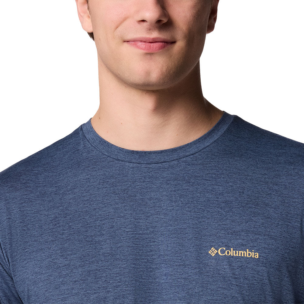 COLUMBIA Kwick Hike™ Back Graphic เสื้อยืดผู้ชาย