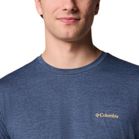 COLUMBIA Kwick Hike™ Back Graphic เสื้อยืดผู้ชาย