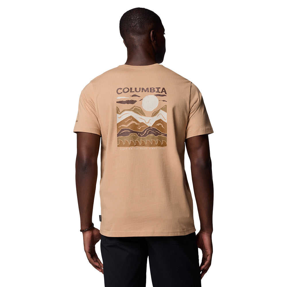 COLUMBIA Explorers Canyon™ Back Graphic เสื้อยืดผู้ชาย