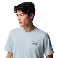 COLUMBIA Explorers Canyon™ Back Graphic เสื้อยืดผู้ชาย