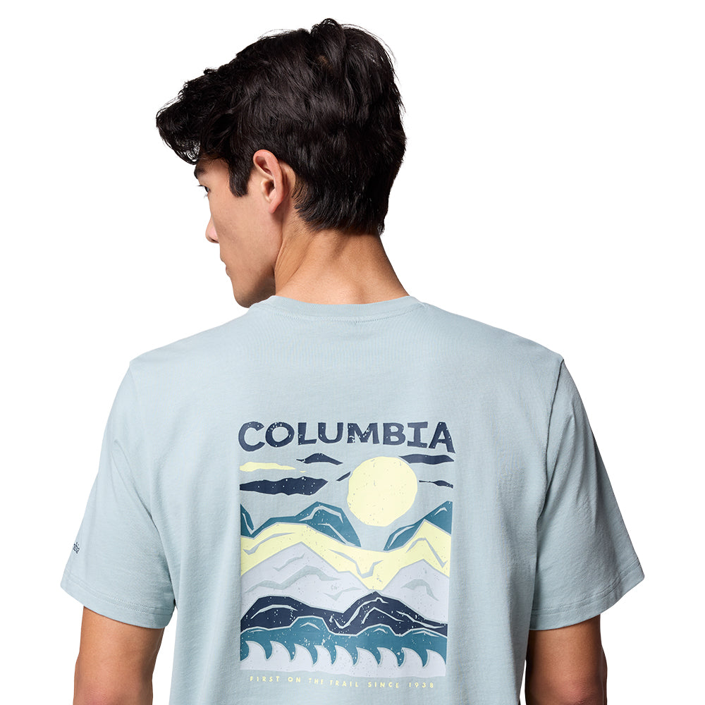 COLUMBIA Explorers Canyon™ Back Graphic เสื้อยืดผู้ชาย