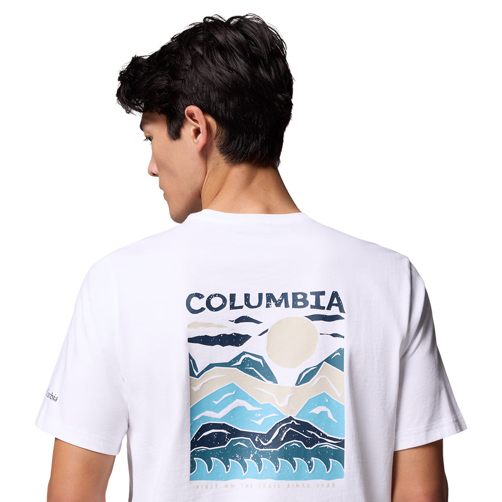 COLUMBIA Explorers Canyon™ Back Graphic เสื้อยืดผู้ชาย