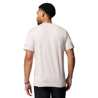 COLUMBIA Kwick Hike™ Graphic เสื้อยืดผู้ชาย
