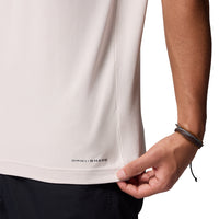 COLUMBIA Kwick Hike™ Graphic เสื้อยืดผู้ชาย