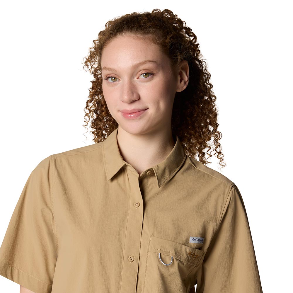 COLUMBIA PFG Wild Cast™ Short Sleeve เสื้อเชิ้ตผู้หญิง