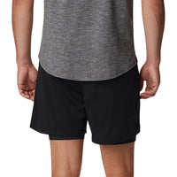 COLUMBIA Endless Trail™ 2-In-1 กางเกงวิ่งเทรลขาสั้นผู้ชาย