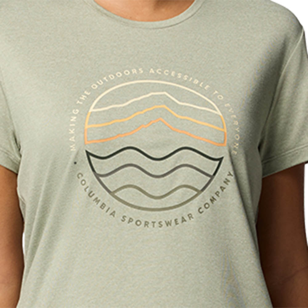 COLUMBIA Sloan Ridge™ Technical Graphic เสื้อยืดผู้หญิง